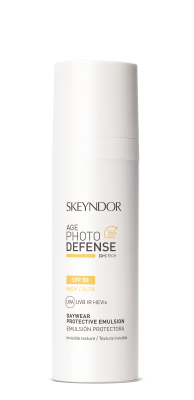 AGE PHOTO DEFENSE - Daywear Protective SPF50+ faktoros fényvédő emulzió minden bőrtípusra